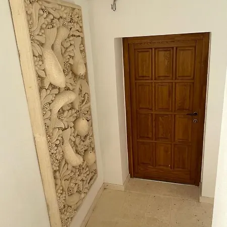 Krka Waterfalls Apartman Skradin