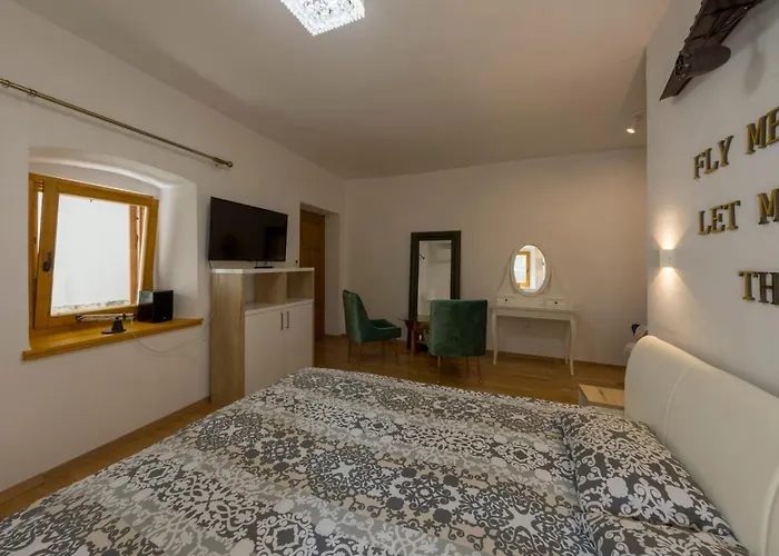 Krka Waterfalls * Skradin