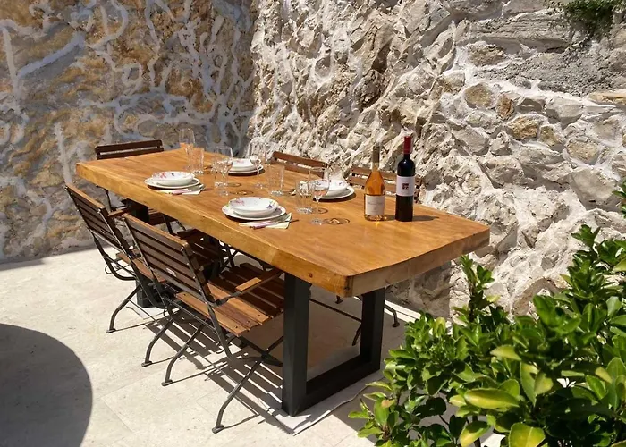 Krka Waterfalls Skradin