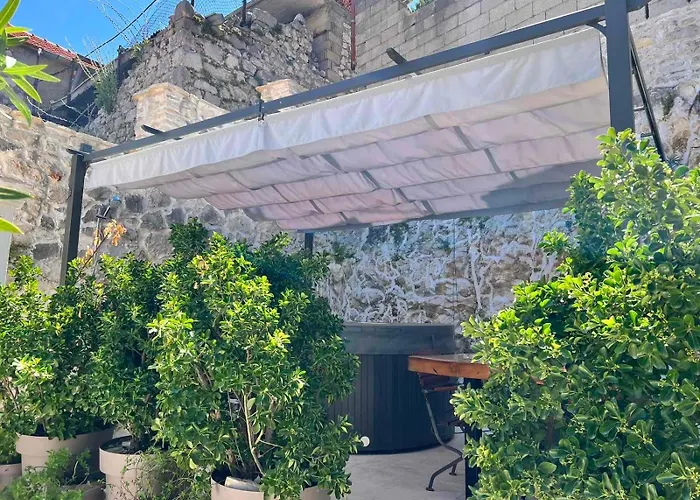 Daire Krka Waterfalls